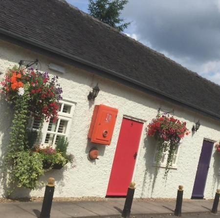 The Swan Inn 낸트위치 외부 사진
