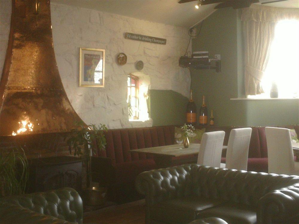 The Swan Inn 낸트위치 외부 사진