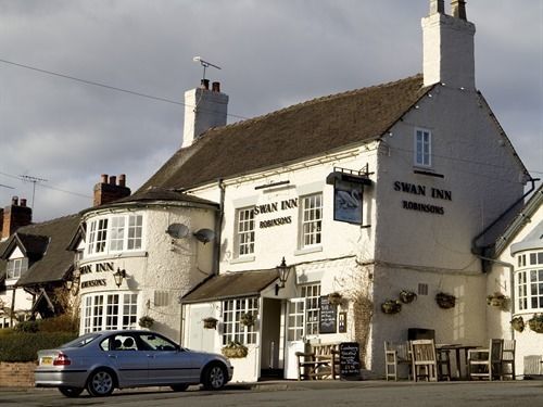 The Swan Inn 낸트위치 외부 사진